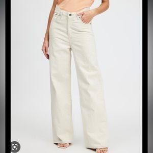 Levi’s Made and Crafted Cream Hip Hugger 🤍